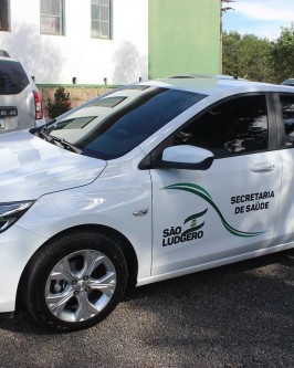 Prefeitura investe na compra de mais um veículo para transporte de pacientes na área da saúde - Foto 4