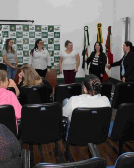 Patrícia Maia é eleita presidente do CMDCA de São Ludgero - Foto 10