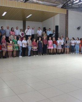 Tradicional Festa Junina da Melhor Idade regada a muita alegria, dança e música - Foto 43
