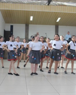 Tradicional Festa Junina da Melhor Idade regada a muita alegria, dança e música - Foto 52