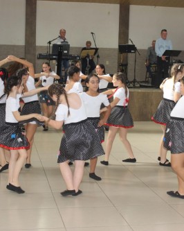Tradicional Festa Junina da Melhor Idade regada a muita alegria, dança e música - Foto 53