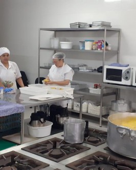 Inauguradas melhorias na cozinha e refeitório do CEI Dom Gregório Warmeling - Foto 4