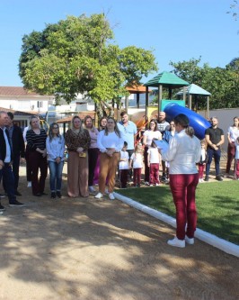 Melhorias no Centro de Educação Infantil Menino Deus são inauguradas - Foto 9