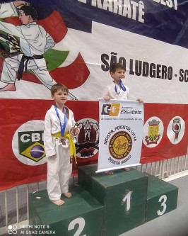 Associação Guerreiros do Sul campeã da 21ª Copa Best Of The Best de Karatê - Foto 4