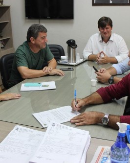 Deputada Federal, Geovania de Sá, visita São Ludgero e oficializa a liberação de R$ 300 mil - Foto 2 Deputada Federal, Geovania de Sá, visita São Ludgero e oficializa a liberação de R$ 300 mil - Foto 2