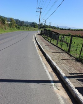 Trabalhos de limpeza seguem no perímetro urbano de São Ludgero - Foto 4 Trabalhos de limpeza seguem no perímetro urbano de São Ludgero - Foto 4
