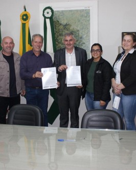 São Ludgero repassará em 2022 mais de R$ 550.000,00 para o Hospital Santa Teresinha - Foto 10 São Ludgero repassará em 2022 mais de R$ 550.000,00 para o Hospital Santa Teresinha - Foto 10