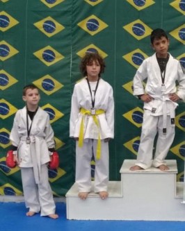 Equipe de São Ludgero conquista 30 medalhas no Campeonato Estadual de Karatê - Foto 10 Equipe de São Ludgero conquista 30 medalhas no Campeonato Estadual de Karatê - Foto 10