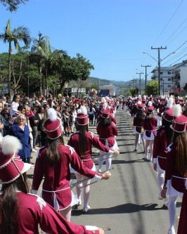 Grande público prestigiou o Desfile Cívico de São Ludgero - Foto 119 Grande público prestigiou o Desfile Cívico de São Ludgero - Foto 119