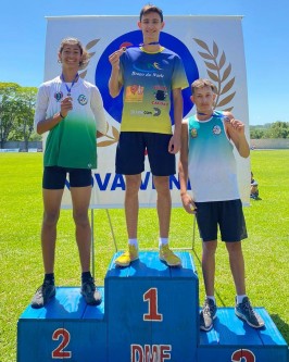 São Ludgero conquista 4 medalhas de ouro, 6 de prata e 10 de bronze no Campeonato Regional de Atletismo - Foto 1 São Ludgero conquista 4 medalhas de ouro, 6 de prata e 10 de bronze no Campeonato Regional de Atletismo - Foto 1