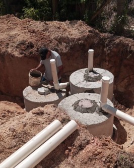 Projeto “ SL 100% Esgoto Sanitário Tratado” começa 2023 com instalação de mais 8 Sistemas Individuais de Tratamento (SITs) - Foto 2 Projeto “ SL 100% Esgoto Sanitário Tratado” começa 2023 com instalação de mais 8 Sistemas Individuais de Tratamento (SITs) - Foto 2