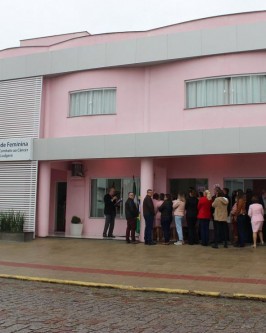 Elisabeth Volpato assume a presidência da Rede Feminina de Combate ao Câncer de São Ludgero - Foto 2 Elisabeth Volpato assume a presidência da Rede Feminina de Combate ao Câncer de São Ludgero - Foto 2