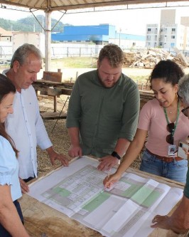 Construção do Centro Educacional no bairro Encosta do Sol segue em bom ritmo - Foto 3 Construção do Centro Educacional no bairro Encosta do Sol segue em bom ritmo - Foto 3