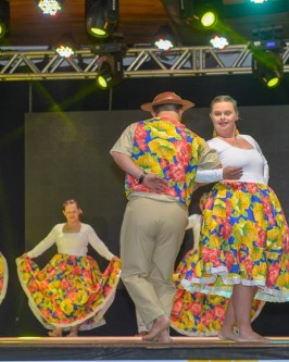 Lindas apresentações dos alunos da Apae de São Ludgero no XII Festival Regional Nossa Arte - Foto 22 Lindas apresentações dos alunos da Apae de São Ludgero no XII Festival Regional Nossa Arte - Foto 22