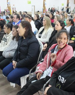 Lindas apresentações dos alunos da Apae de São Ludgero no XII Festival Regional Nossa Arte - Foto 8 Lindas apresentações dos alunos da Apae de São Ludgero no XII Festival Regional Nossa Arte - Foto 8