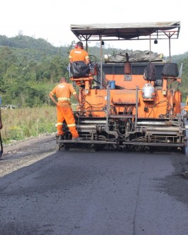 Asfalto é realidade em mais trecho da Estrada Geral Serrinha - Foto 9 Asfalto é realidade em mais trecho da Estrada Geral Serrinha - Foto 9
