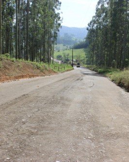 Mais um trecho de pavimentação asfáltica na Estrada Geral da Serrinha - Foto 7 Mais um trecho de pavimentação asfáltica na Estrada Geral da Serrinha - Foto 7