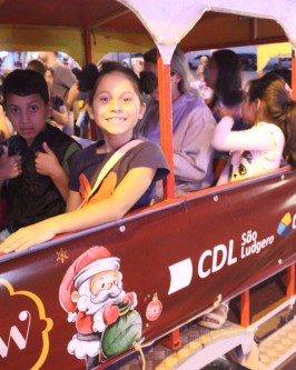 Grande público marcou presença na abertura do Natal Show em São Ludgero - Foto 9 Grande público marcou presença na abertura do Natal Show em São Ludgero - Foto 9