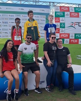 Participação regional em parceria no Campeonato Estadual de Atletismo resultou em oito medalhas de ouro, seis de prata e uma de bronze - Foto 6 Participação regional em parceria no Campeonato Estadual de Atletismo resultou em oito medalhas de ouro, seis de prata e uma de bronze - Foto 6