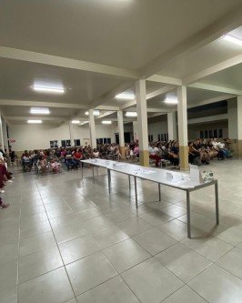 Primeira reunião da direção do Complexo Educacional Unificado Benício Warmeling com os pais foi sucesso em participação - Foto 5 Primeira reunião da direção do Complexo Educacional Unificado Benício Warmeling com os pais foi sucesso em participação - Foto 5