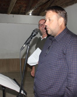 Inaugurada com festa, preparada pela comunidade, a pavimentação asfáltica entre Serrinha e Bom Retiro - Foto 7 Inaugurada com festa, preparada pela comunidade, a pavimentação asfáltica entre Serrinha e Bom Retiro - Foto 7