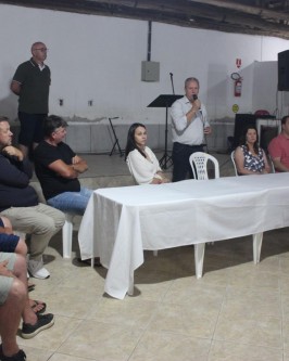 Inaugurada com festa, preparada pela comunidade, a pavimentação asfáltica entre Serrinha e Bom Retiro - Foto 23 Inaugurada com festa, preparada pela comunidade, a pavimentação asfáltica entre Serrinha e Bom Retiro - Foto 23