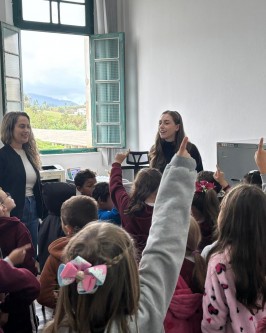 Alunos do Centro Educacional Henrique Buss visitam a Prefeitura e espaços públicos durante semana de comemoração aos 63 anos de São Ludgero - Foto 41 Alunos do Centro Educacional Henrique Buss visitam a Prefeitura e espaços públicos durante semana de comemoração aos 63 anos de São Ludgero - Foto 41