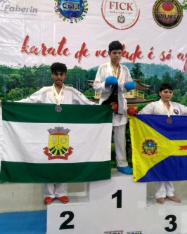 Equipe de Karatê de São Ludgero conquista 9 medalhas na 2ª Etapa do Campeonato Catarinense Interestilos - Foto 2 Equipe de Karatê de São Ludgero conquista 9 medalhas na 2ª Etapa do Campeonato Catarinense Interestilos - Foto 2
