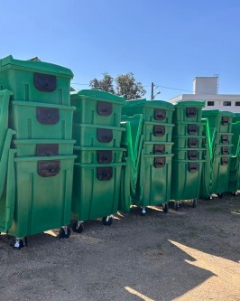 Prefeitura de São Ludgero adquire 35 novas lixeiras para reforçar a limpeza nos interiores - Foto 2 Prefeitura de São Ludgero adquire 35 novas lixeiras para reforçar a limpeza nos interiores - Foto 2