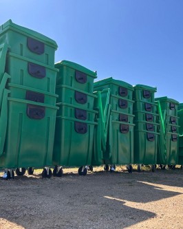 Prefeitura de São Ludgero adquire 35 novas lixeiras para reforçar a limpeza nos interiores - Foto 3 Prefeitura de São Ludgero adquire 35 novas lixeiras para reforçar a limpeza nos interiores - Foto 3