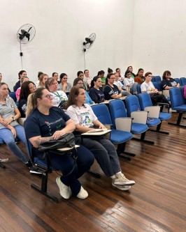 Prefeitura de São Ludgero realiza formação com Agentes Comunitários de Saúde e reforça compromisso com a proteção social e o combate à violência contra a mulher - Foto 1 Prefeitura de São Ludgero realiza formação com Agentes Comunitários de Saúde e reforça compromisso com a proteção social e o combate à violência contra a mulher - Foto 1