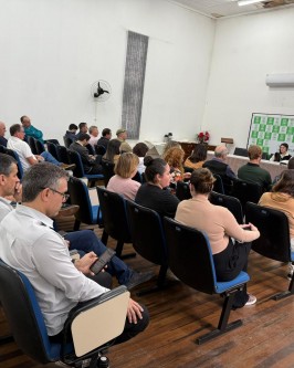 São Ludgero realiza reunião sobre Plano Diretor com foco no Desenvolvimento Econômico, Financeiro e Rural Sustentável - Foto 11 São Ludgero realiza reunião sobre Plano Diretor com foco no Desenvolvimento Econômico, Financeiro e Rural Sustentável - Foto 11