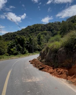 Ampliação da rede de abastecimento de água no acesso ao bairro Bom Retiro entra na fase final - Foto 1 Ampliação da rede de abastecimento de água no acesso ao bairro Bom Retiro entra na fase final - Foto 1