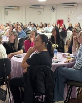 Educação de São Ludgero celebra encerramento de projeto voltado ao bem-estar dos professores - Foto 7 Educação de São Ludgero celebra encerramento de projeto voltado ao bem-estar dos professores - Foto 7