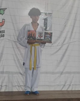 Atletas de São Ludgero brilham no Troféu Tubarão de Karatê e conquistam 35 premiações - Foto 21 Atletas de São Ludgero brilham no Troféu Tubarão de Karatê e conquistam 35 premiações - Foto 21
