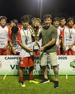 CME São Ludgero é Campeão Regional da Liga Verde Vale Sub-18 2025 - Foto 6 CME São Ludgero é Campeão Regional da Liga Verde Vale Sub-18 2025 - Foto 6