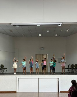 CRAS realizou cerimônia de encerramento das atividades do SCFV 2025 com apresentações culturais e projetos especiais - Foto 78 CRAS realizou cerimônia de encerramento das atividades do SCFV 2025 com apresentações culturais e projetos especiais - Foto 78