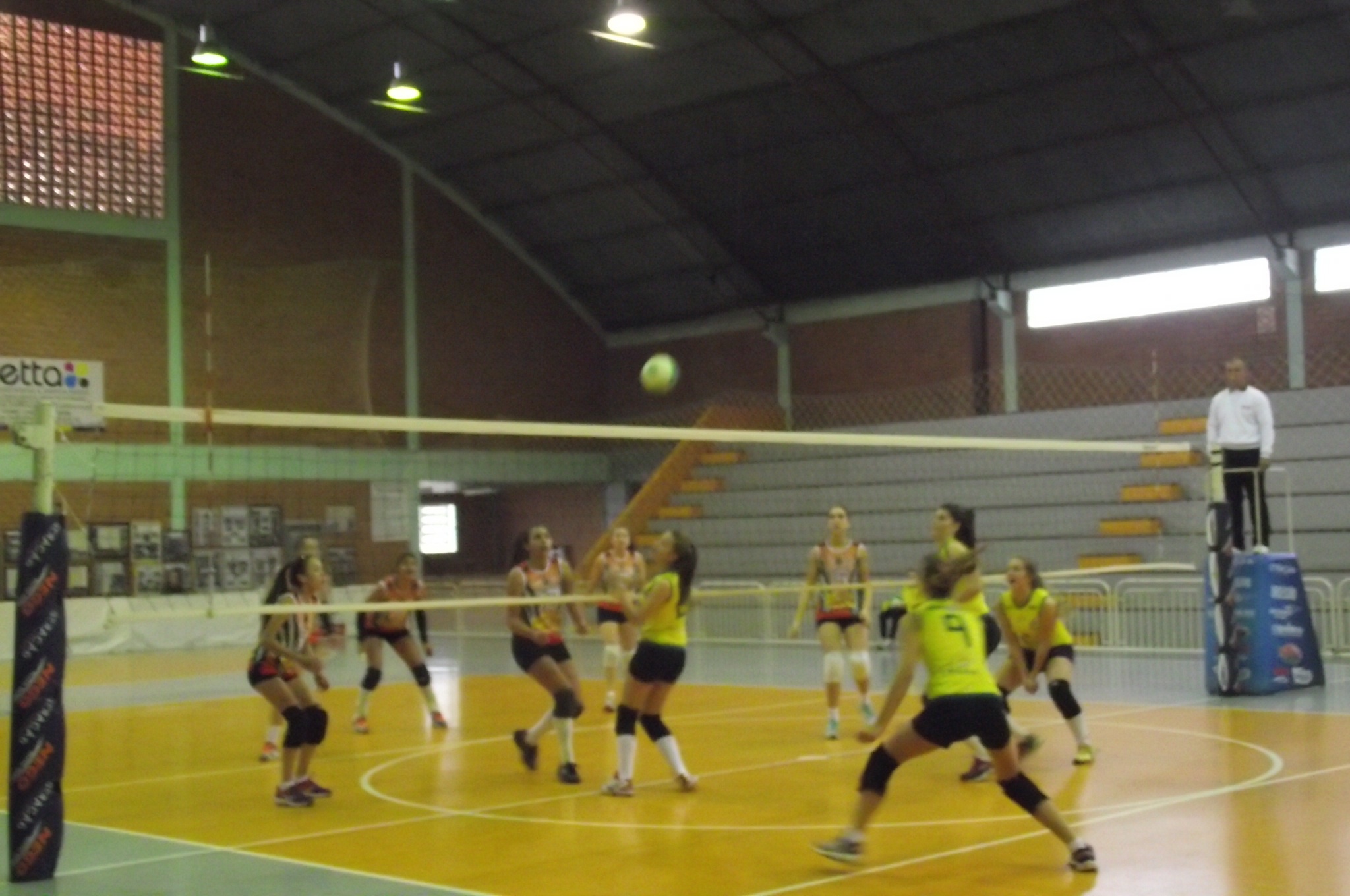 Finais do Campeonato Municipal de Voleibol Feminino Pré-Mirim e Mirim será dia 17 de maio