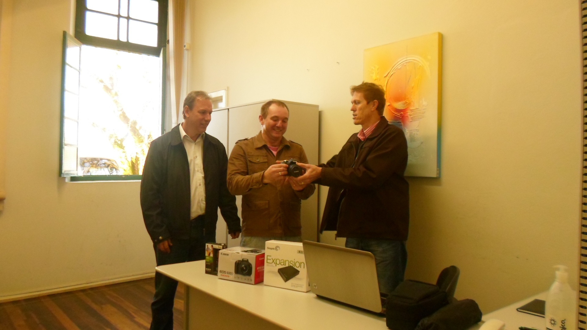 Compra de equipamentos e mobília reforça Setor de Comunicação