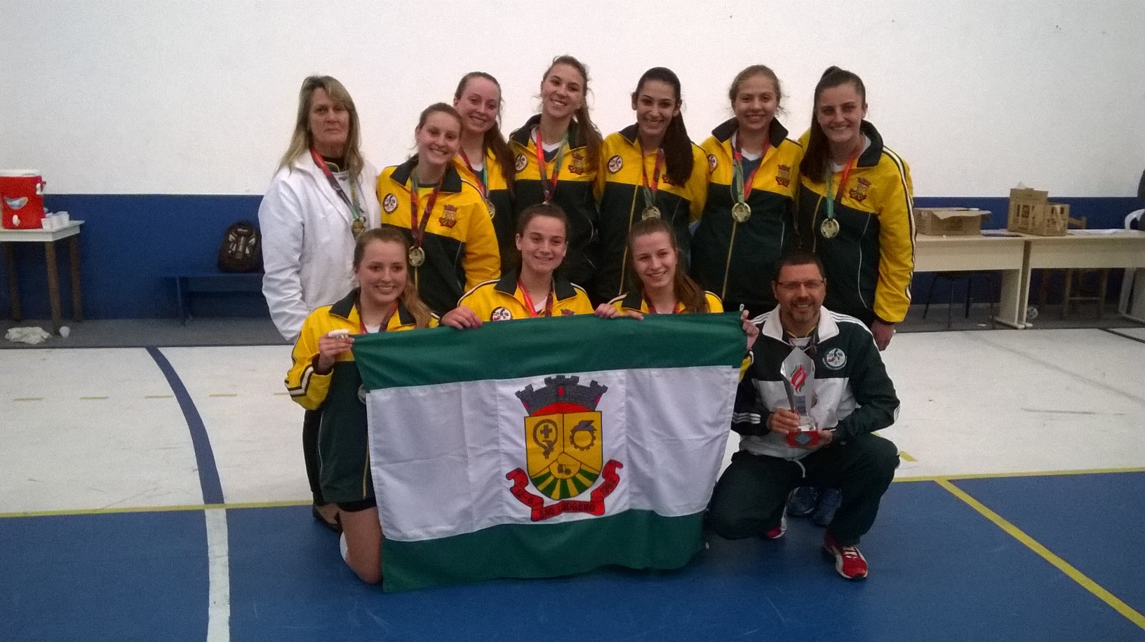 Voleibol Feminino de São Ludgero classificada para fase estadual dos Joguinhos Abertos