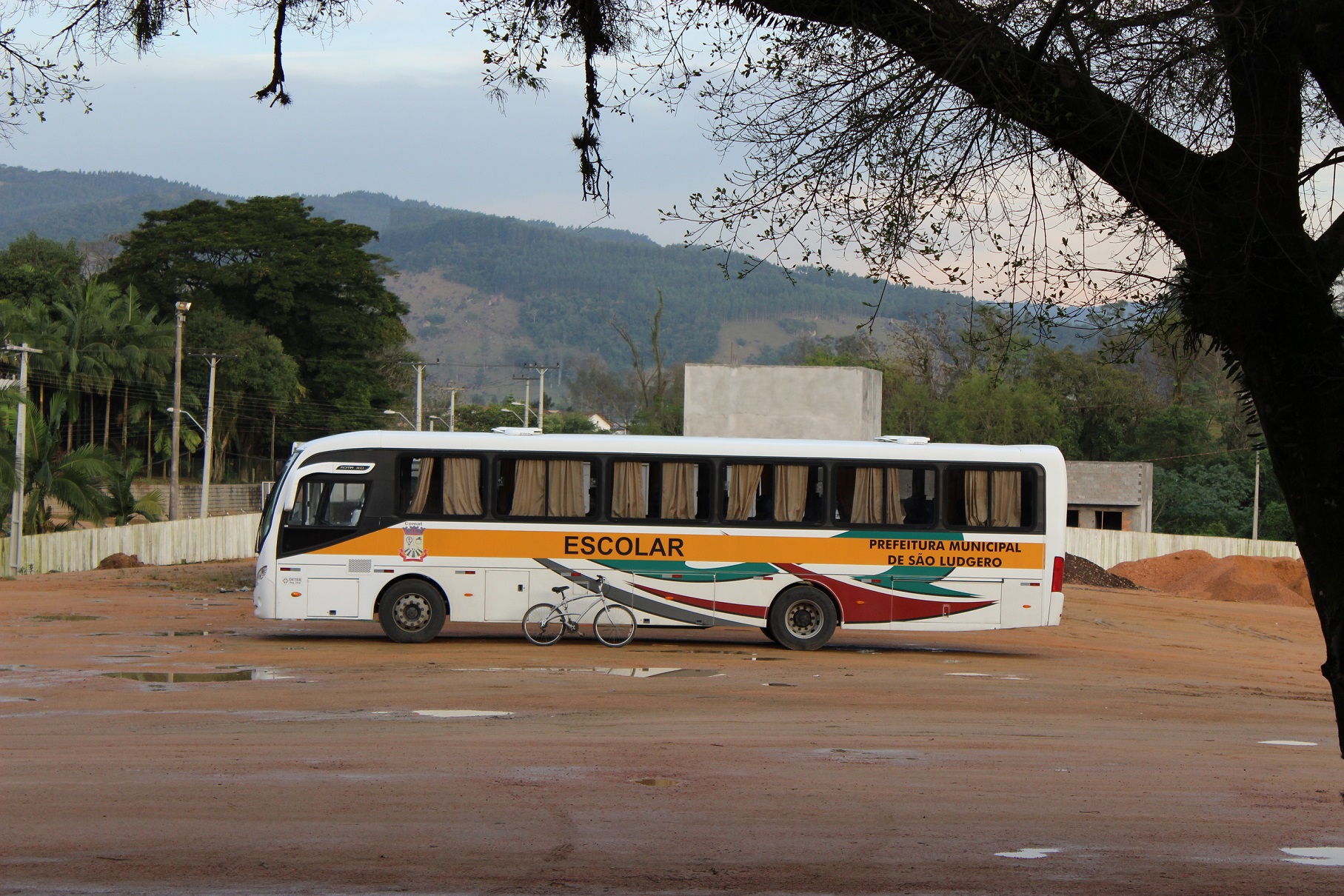 R$ 385 mil é investido na construção de garagem para proteger frota de veículos da Secretaria...