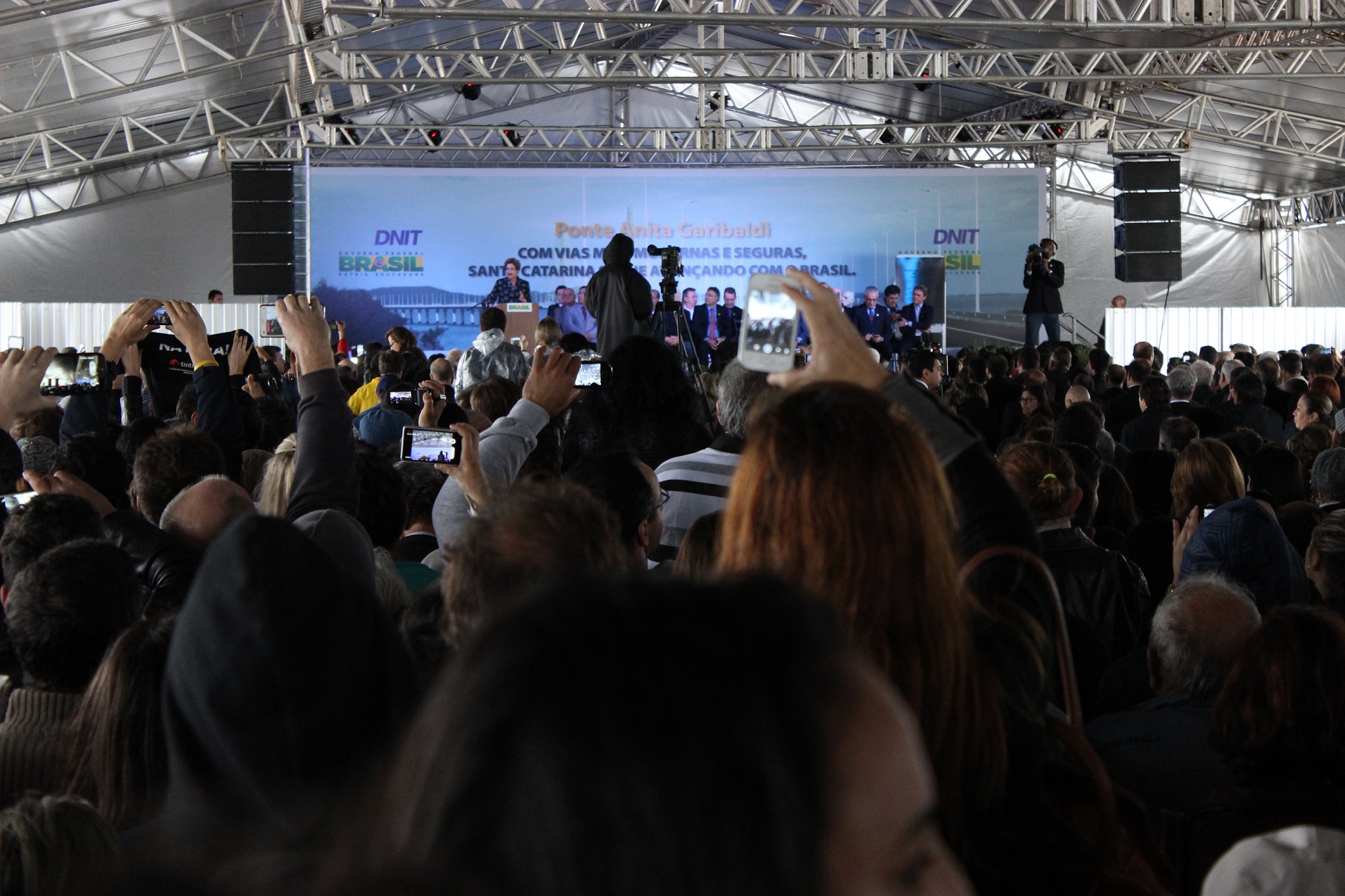 Comitiva de São Ludgero prestigia inauguração da ponte Anita Garibaldi