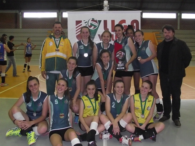 São Ludgero conquista ouro no Infanto-Juvenil Feminino da Liga Voleibol de Santa Catarina