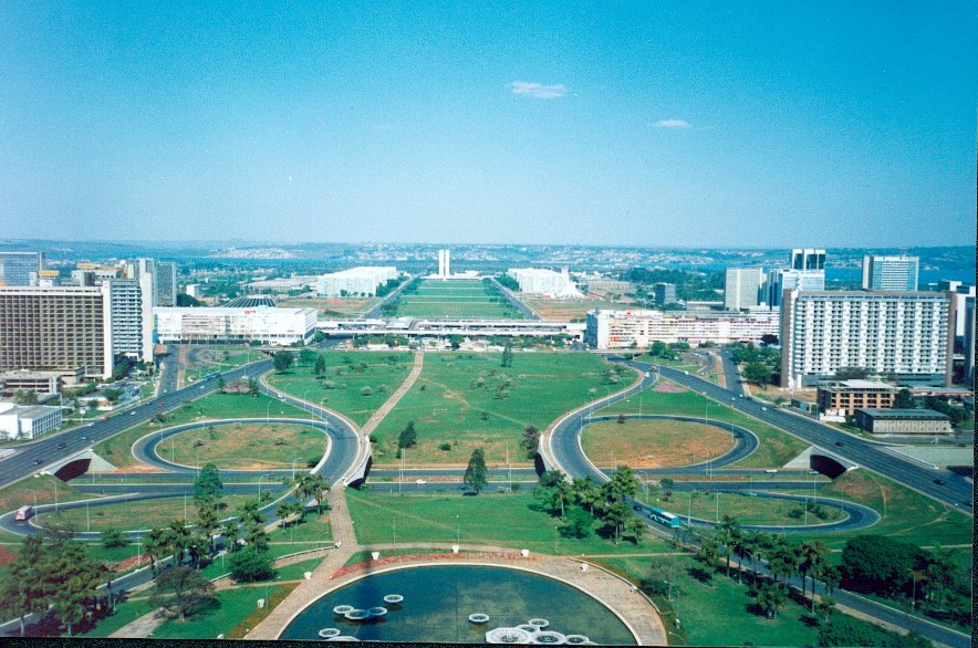 Prefeito e Secretárias embarcam para Brasília na terça-feira