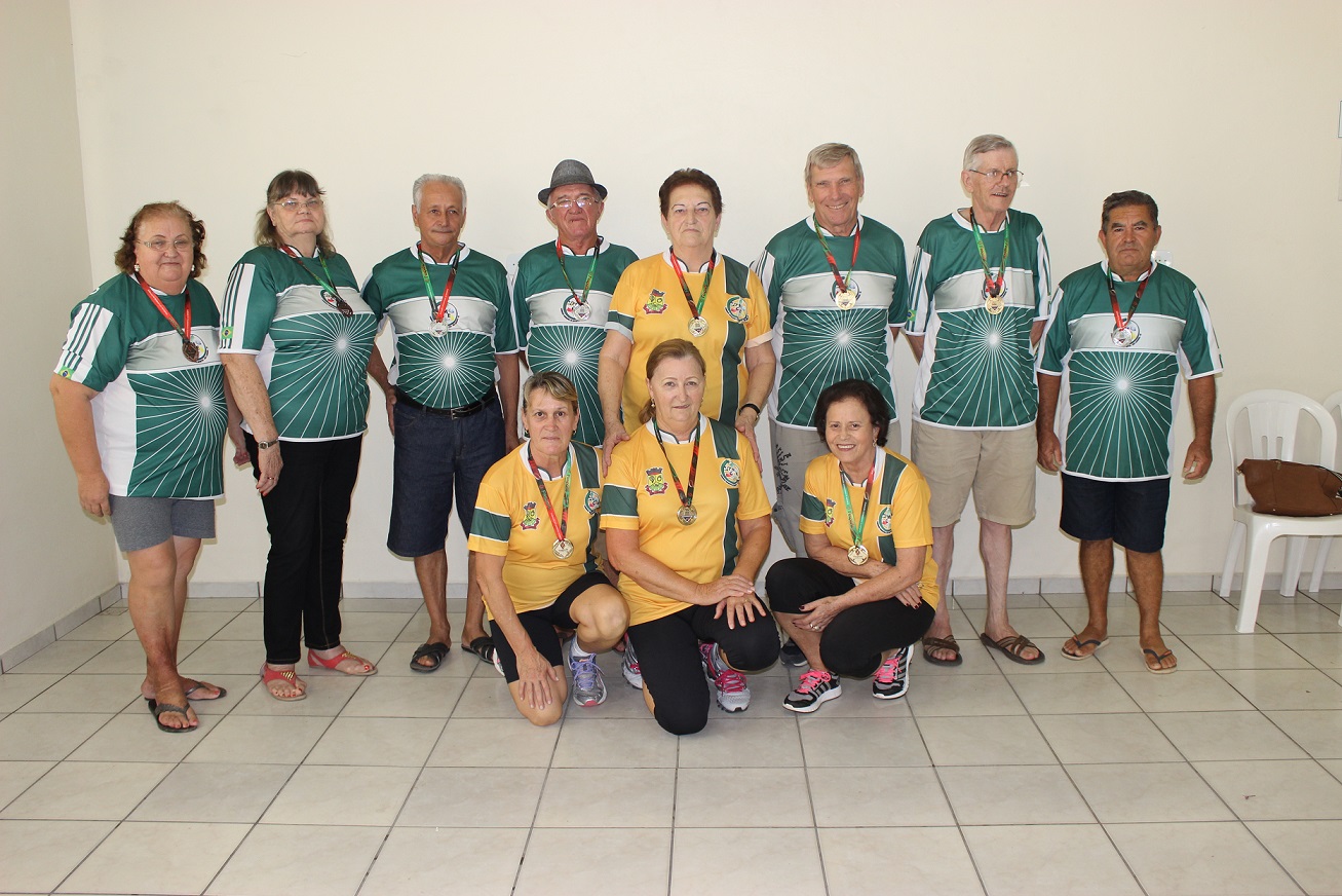 São Ludgero classificado para disputar fase estadual do Jasti no Dominó Masculino, Canastra...