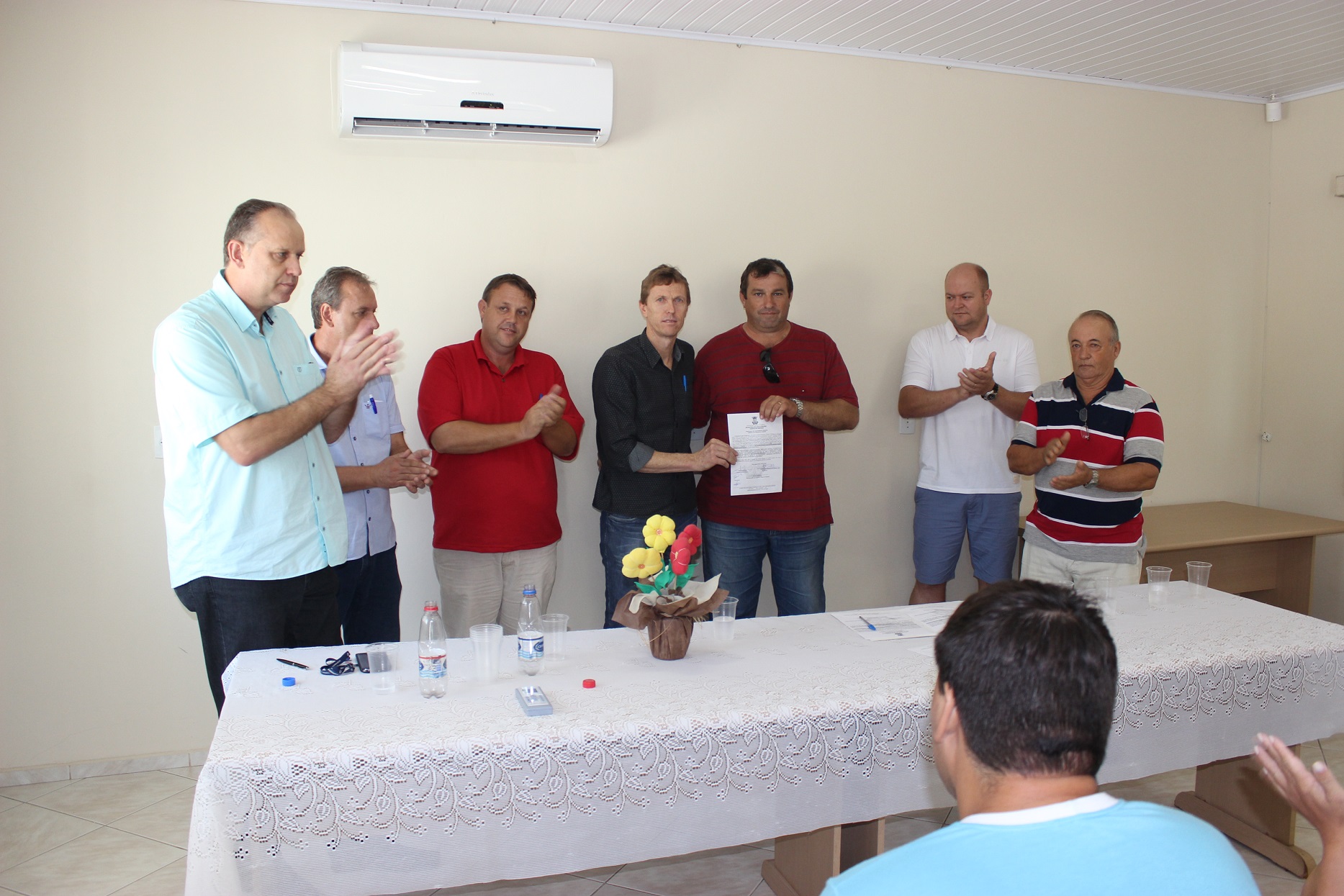 Entregue Ordem de Serviço para pavimentação de trecho da rua Reinaldo Brunning