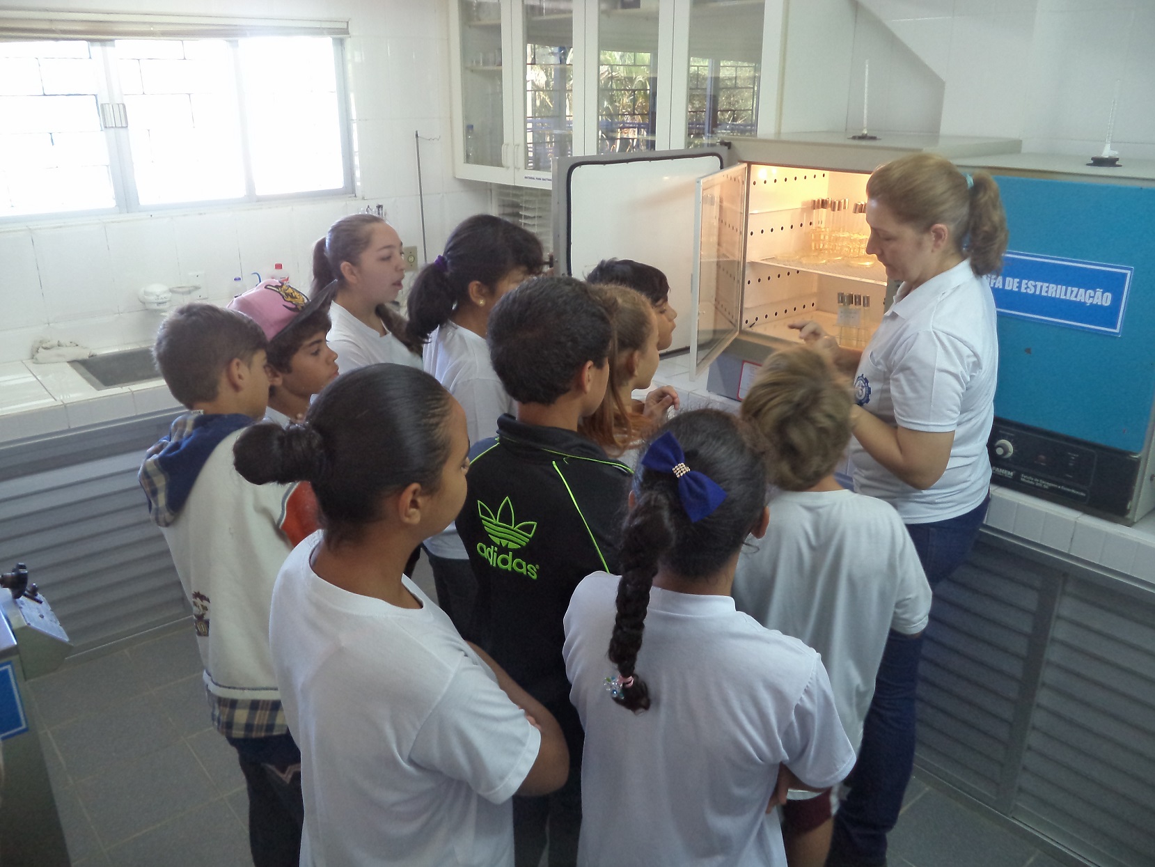 Crianças e adolescentes do SCFV visitam o Serviço Autônomo Municipal de Água e Esgoto (Samae)