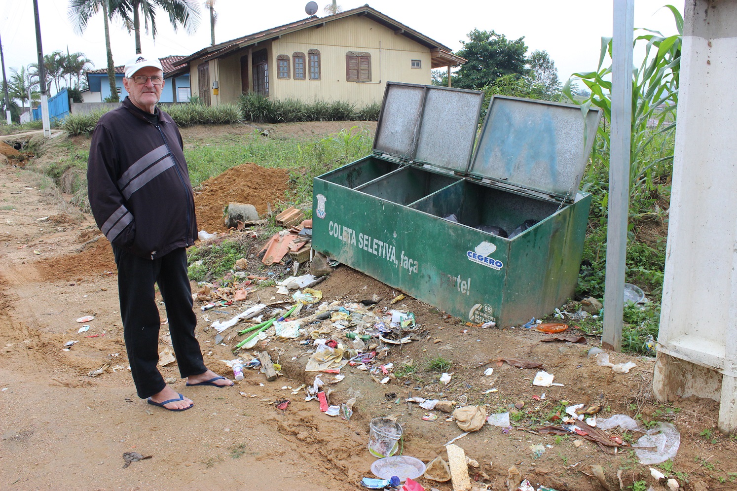 Todas as lixeiras coletivas existentes no perímetro urbano e arredores serão retiradas a partir...
