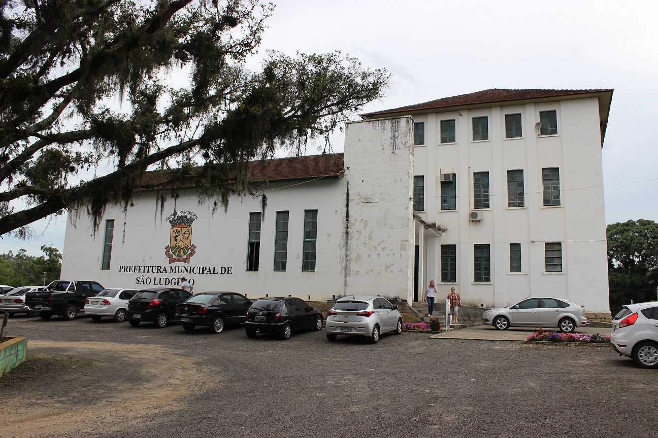 Prefeitura paga salário de dezembro antecipado