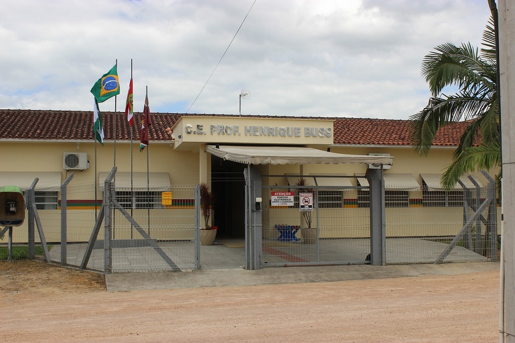 Com 1,4 mil alunos o ano letivo é iniciado na Rede Municipal de Ensino